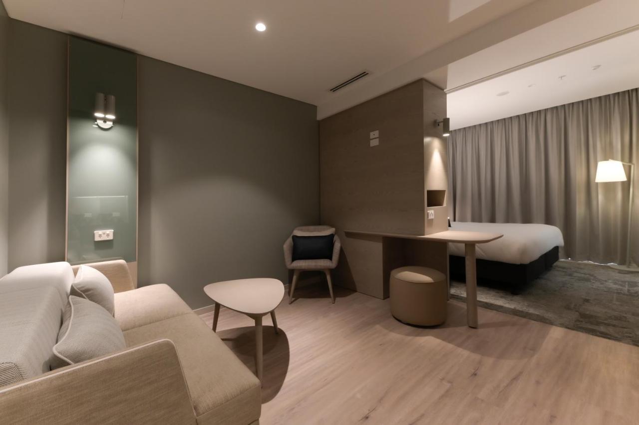 Holiday Inn Express & Suites Sunshine Coast By Ihg Maroochydore Exterior foto